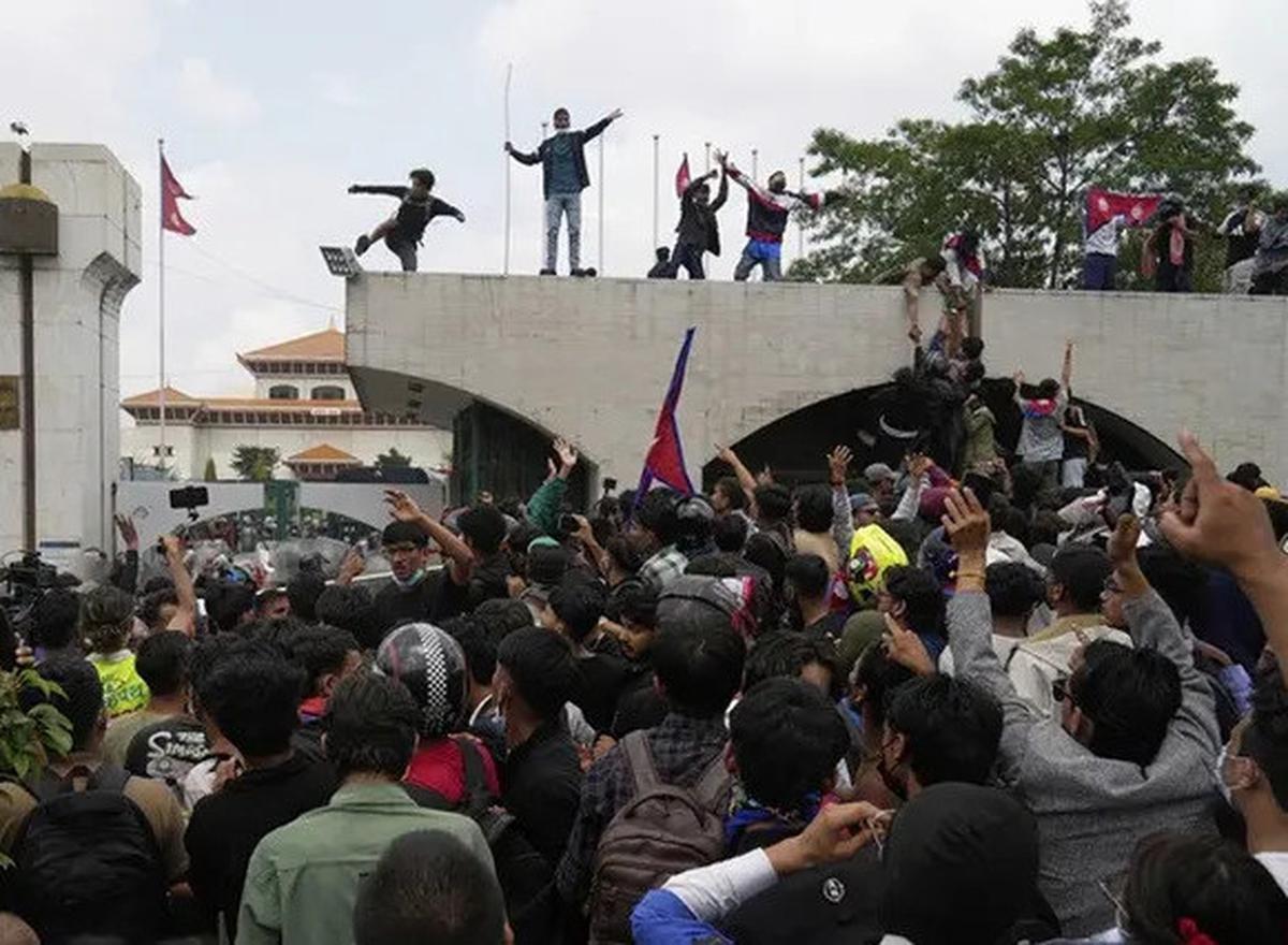 Gedung Parlemen hingga Hotel Mewah, Aksi Protes Massa Nepal Targetkan Kaum Elite