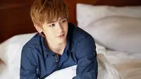 Nichkhun Pamer Kue dari 2PM