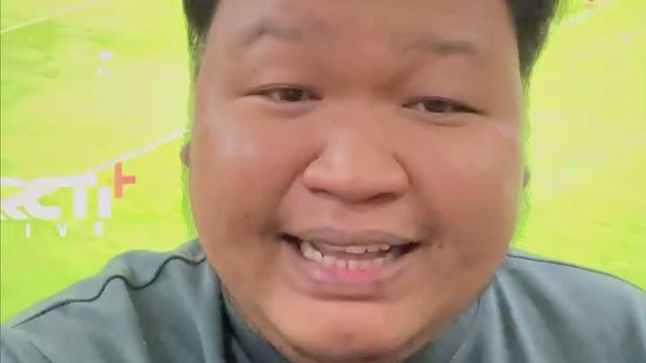 Komedian Rahmet Ababil Kirim Video Terbuka untuk Sutradara Film JUMBO: Bang, Tolong Bikinin Film Animasi Timnas Indonesia