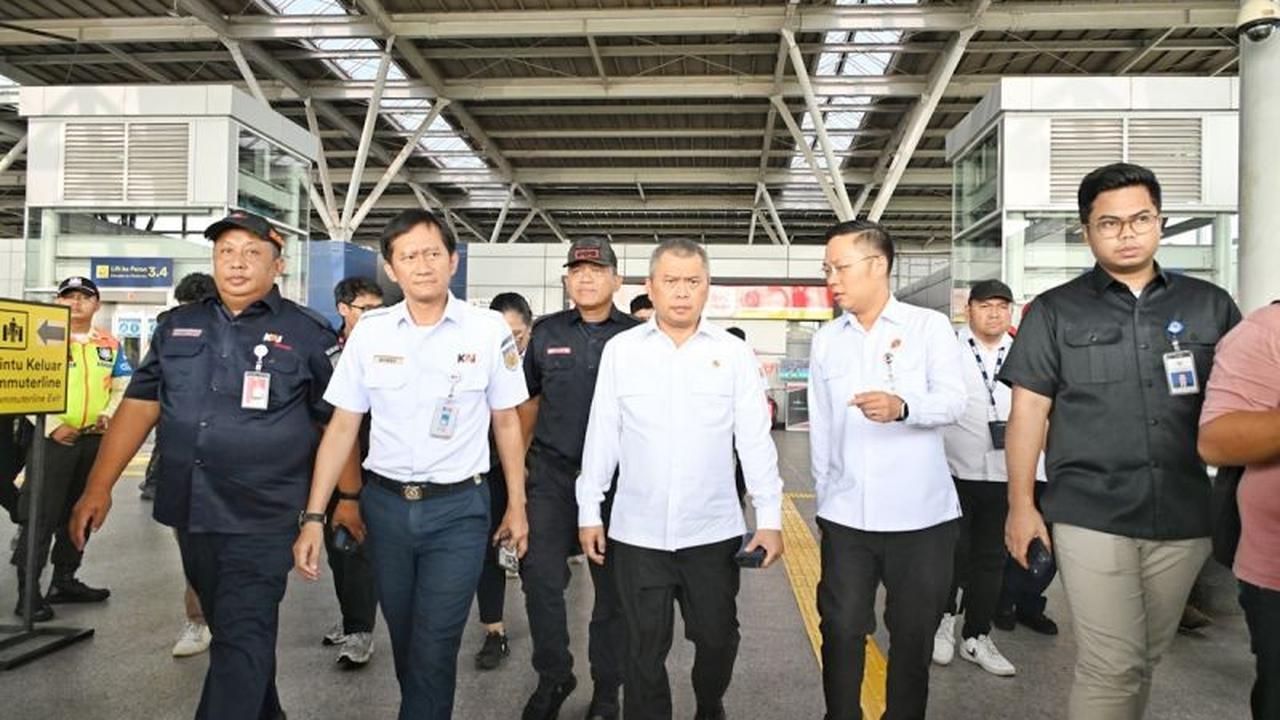 Kemenhub dan KAI Percepat Penertiban Perlintasan Sebidang Demi Keselamatan Perjalanan Kereta Api