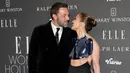 Tidak disebutkan adanya perjanjian pranikah. TMZ melaporkan bahwa Ben Affleck dan Jennifer Lopez memang tak membuat perjanjian seperti ini, sebelum mengikat janji sehidup semati pada 2022 lalu. (KEVIN WINTER / GETTY IMAGES NORTH AMERICA / Getty Images via AFP)