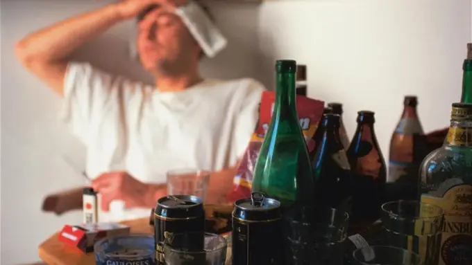 11 Jenis 'Basian' Setelah Mabuk yang Pernah Dialami Setiap Orang