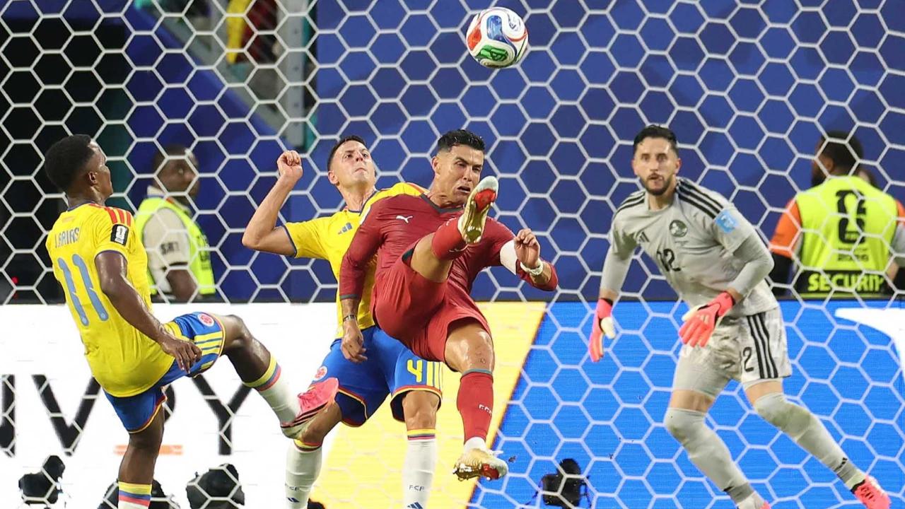 FOTO: Portugal Ditahan Kolombia Tanpa Gol