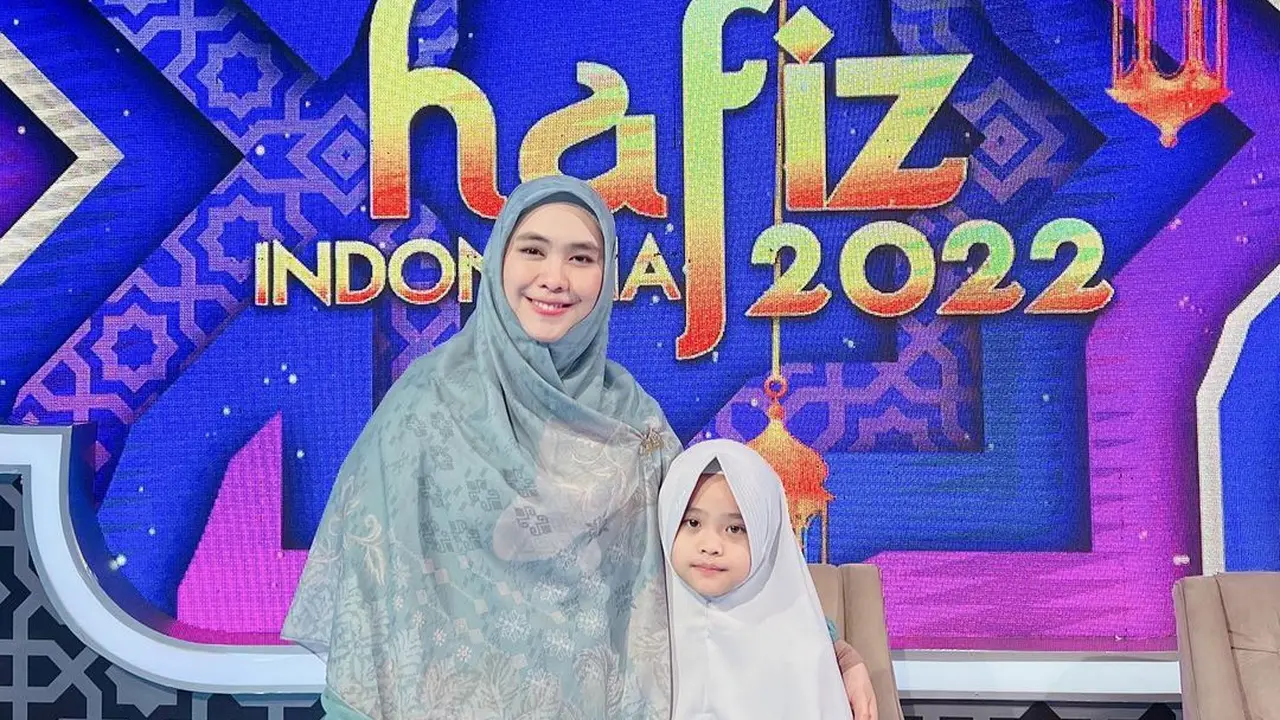 Potret Maryam, anak Oki Setiana Dewi yang hafal Al-Quran