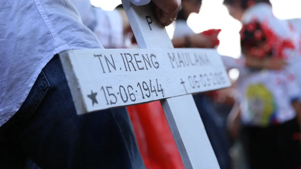 Ireng Maulana