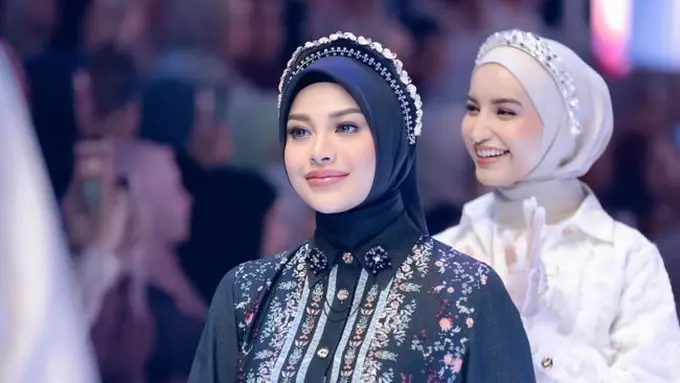 Potret Aurel Hermansyah Melenggang di Catwalk, Tampil Anggun (credit: instagram/aurelie.hermansyah)
