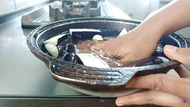 Tanpa Direndam Cuka, Ini Cara Masak Terong Agar Tetap Cerah