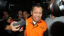 Direktur Utama PTPN III (Persero) Dolly Pulungan usai menjalani pemeriksaan di Gedung KPK, Jakarta, Rabu (4/9/2019). Dolly Pulungan diduga menerima fee sebesar 345.000 dolar Singapura dari pemilik PT Fajar Mulia Transindo, Pieko Nyotosetiadi. (merdeka.com/Dwi Narwoko)