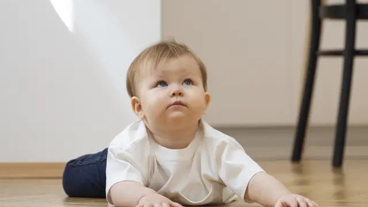6 Tanda Bayi Sakit Punggung, Kenali Gejala dan Tips Mengatasinya untuk Kenyamanan Si Kecil