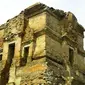 Candi Ngetos  (sumber: Wikipedia)