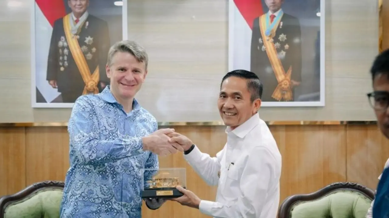 Wali Kota Palembang Ratu Dewa saat audiensi bersama Duta Besar Australia untuk Indonesia Roderick Brazier di Palembang, Rabu (8/4/2026).