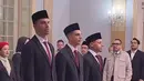 Proses naturalisasi ini belum sepenuhnya selesai karena mereka masih harus mengurus perpindahan federasi ke PSSI. Dean James dan Joey Pelupessy sebelumnya bernaung di Federasi Sepak Bola Belanda (KNVB), sedangkan Emil Audero berasal dari Federasi Sepak Bola Italia (FIGC). Setelah tahapan ini rampung, perpindahan federasi FIFA menjadi langkah akhir sebelum mereka resmi membela Timnas Indonesia.  (Liputan6.com/IG/@pssi)