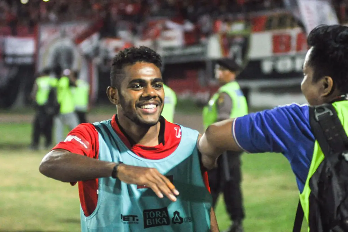 Yabes Roni Bali United