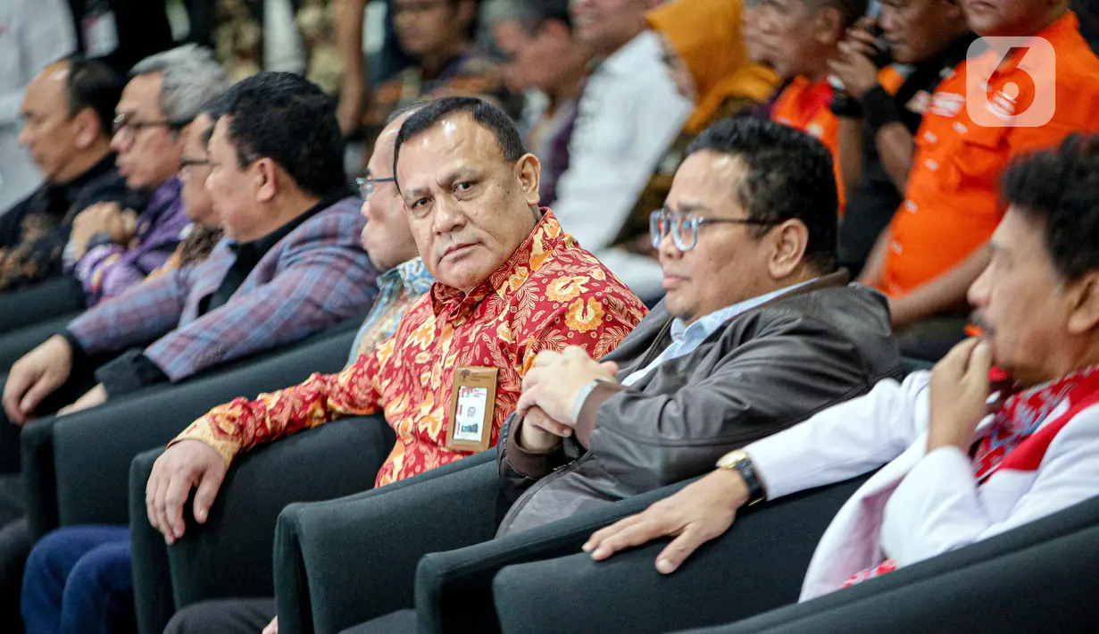 KPK menggelar riset terkait politik uang pada Pemilu 2019. Hasilnya, sebanyak 72 persen narasumber, di mana mayoritasnya perempuan, mengaku menerima politik uang. (Liputan6.com/Faizal Fanani)