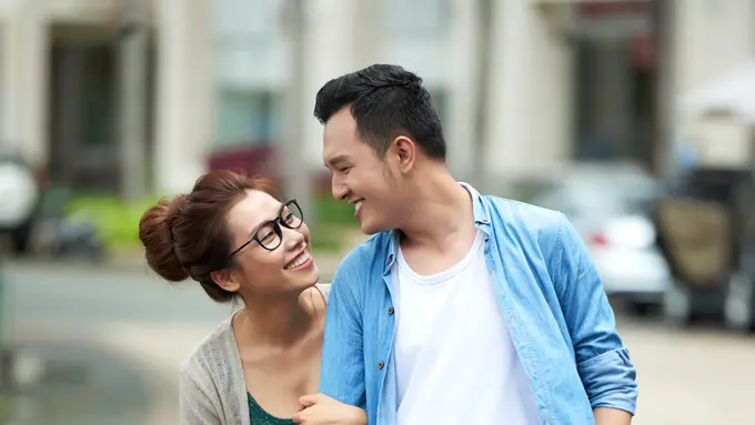 cinta pada pandangan pertama