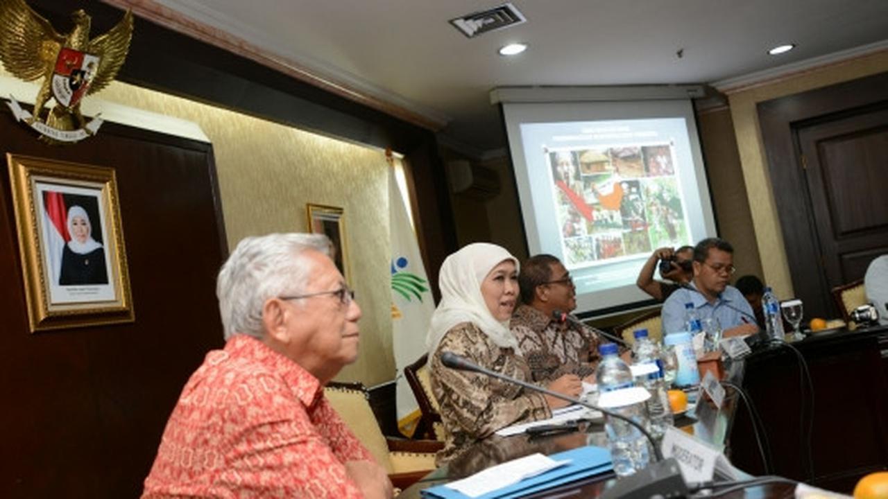 Mensos pimpin rapat Forum Pemberdayaan Komunitas Adat Terpencil