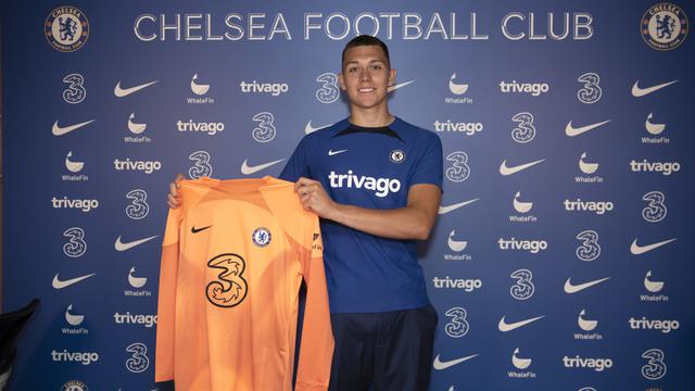 Gabriel Slonina - Chelsea