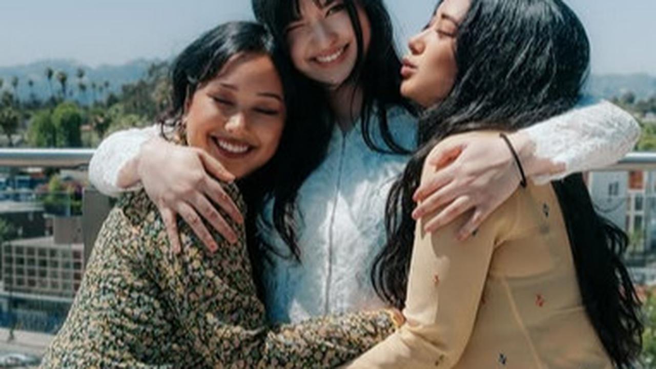 5 Potret Cantik Stephanie Poetri Berkebaya saat Dinikahi Asher di Los Angeles, Tak Pakai Cincin Karena Phobia