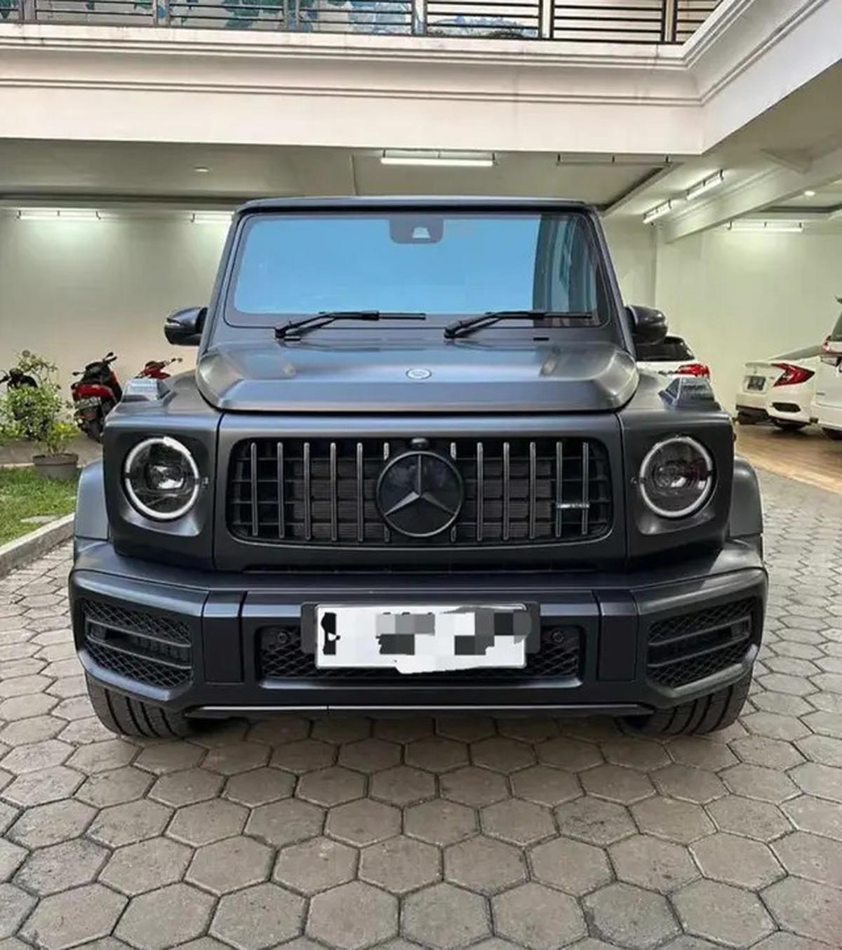6 Potret Koleksi Mobil Mewah Haldy Sabri, Suami Irish Bella Tajir Melintir