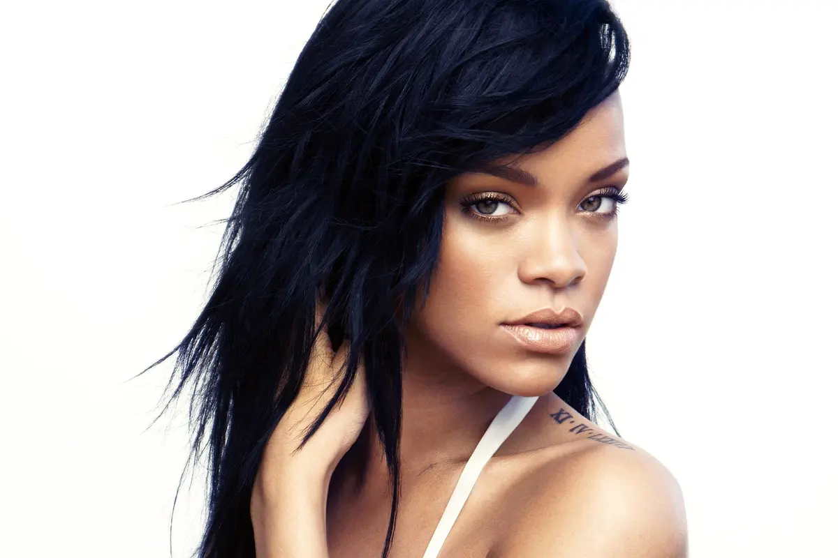 [Bintang] Rihanna