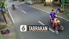 Kejadian mengerikan terjadi ketika bocah bersepeda kurang berhati-hati saat menyebrang jalan dan tertabrak pengendara motor yang sedang melintas.