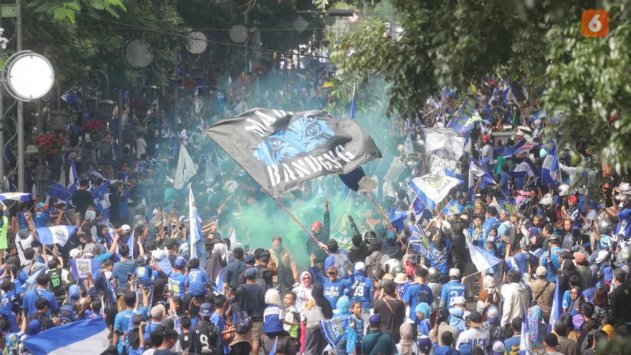 Konvoi Juara Persib Bandung, BRI Liga 1 2024/2025