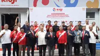 Ketua Umum KONI Pusat, Marciano Norman, membuka Koperasi Olahraga bernama KIOJI (Koperasi Olahraga Jaya Indonesia) di Komplek GOR Pajajaran, Kota Bandung, Selasa (21/2/2023). (Bola.com/Erwin Snaz)