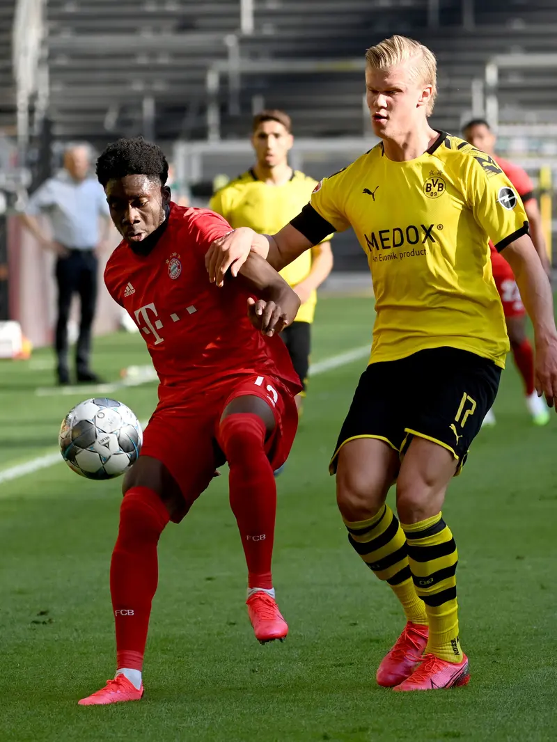 Bek Bayern Munchen, Alphonso Davies.