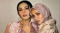 Olla Ramlan dan Nindy Ayunda (Sumber: Instagram/nindyayunda)
