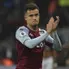 Philippe Coutinho Correia adalah pesepak bola profesional yang saat ini memperkuat Aston Villa dan Tim Nasional Brasil