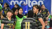 Juara bertahan tim putri Jawa Timur lolos ke final Kejurnas Bola Voli Junior 2019 usai mengalahkan Jawa Barat di GOR Bulungan, Jakarta Selatan, Rabu (6/11/2019). (foto: PBVSI)
