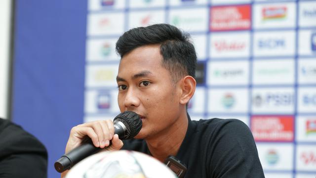 Gelandang Persis Solo, Kanu Helmiawan