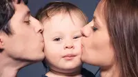 Ciuman pada anak bisa meningkatkan sistem kekebalan tubuh mereka.