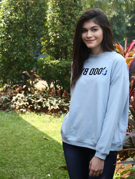 "Aku suka banget sama Ilham. Selalu samperin Ilham. Tapi mamaku suka larang aku ketemu Ilham," ujar Agatha Valerie. (Bambang E. Ros/Bintang.com)