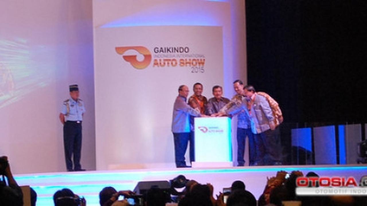 Buka GIIAS 2015, Jusuf Kala singgung lokalisasi MobNas