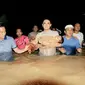 Banjir di Jambi menyebabkan agenda sahur warga kacau. (Liputan6.com/Bangun Santoso)