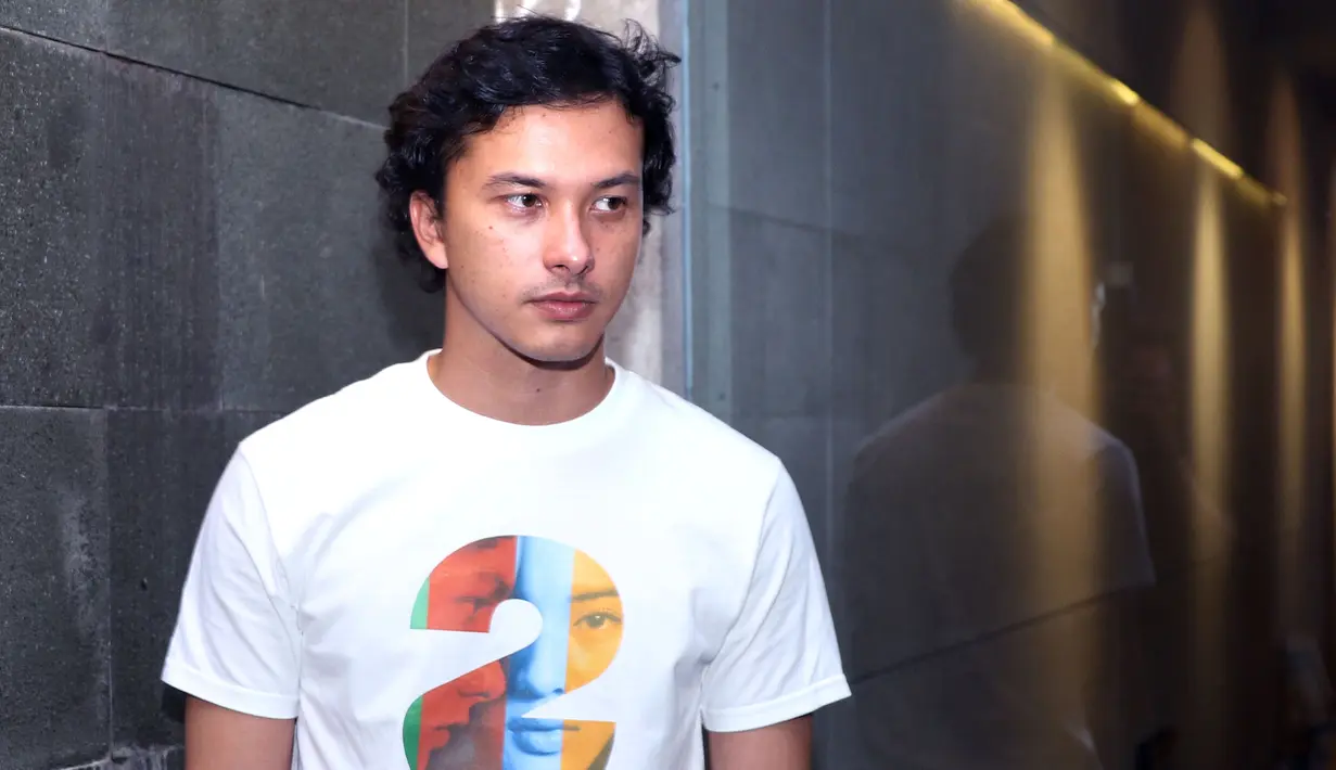 Film ‘Ada Apa Dengan Cinta 2’ memang masih menampilkan pemain-pemain lama, Nicholas Saputra pun masih dengan karakter Rangga yang dingin. (Galih W. Satria/Bintang.com)