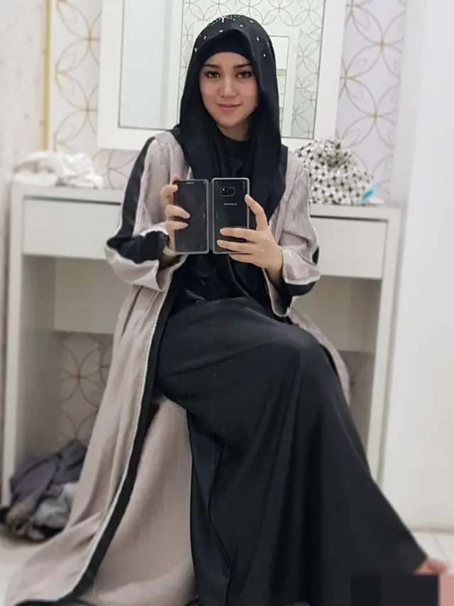 7 Potret Bebi Silvana, Istri Opick yang Punya Gaya Modis Bak ABG