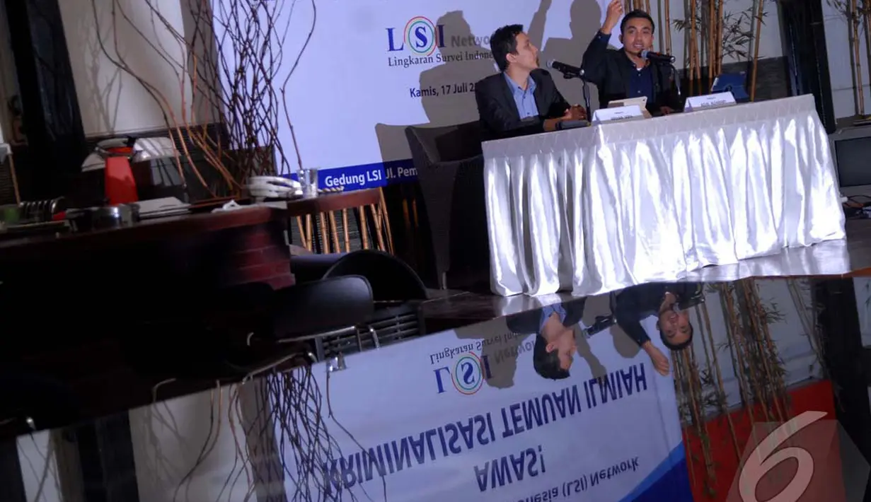 Lebih lanjut, Adjie menyebutkan, upaya pelaporan Fadly Zon merupakan upaya untuk mengkriminalisasikan temuan akademik ilmiah, Jakarta, Kamis (17/7/2014) (Liputan6.com/Miftahul Hayat)