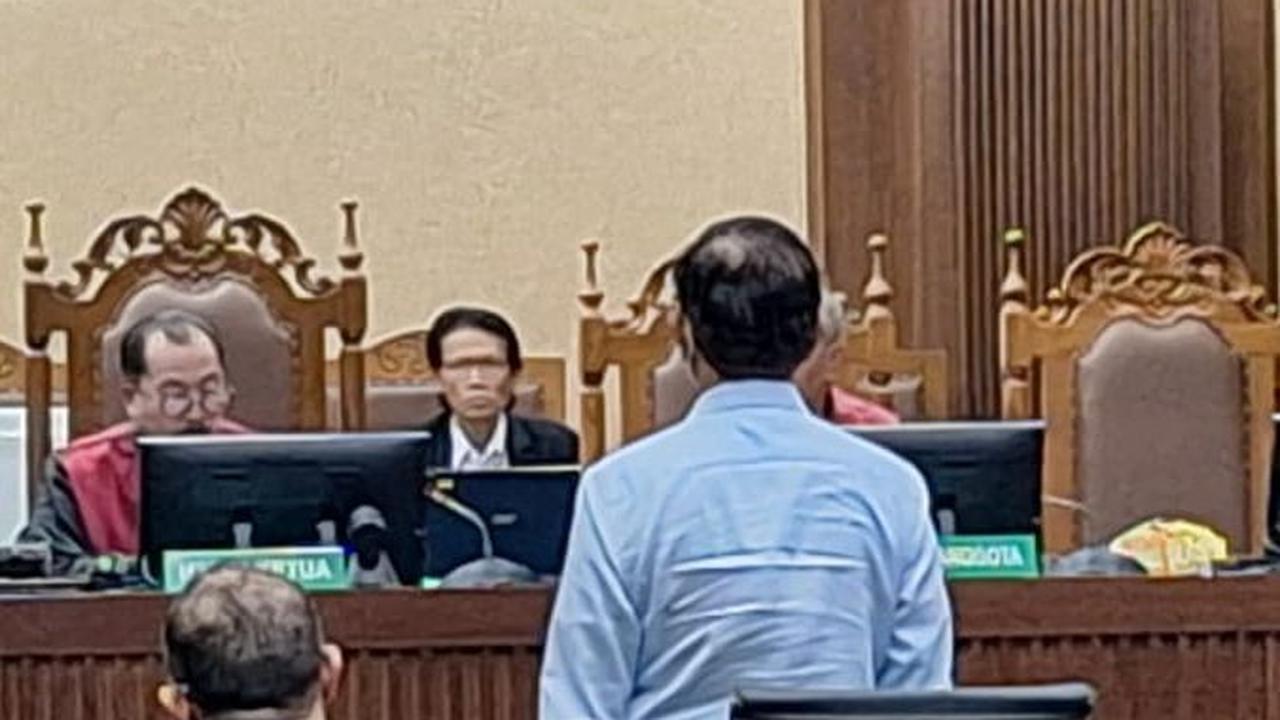 3 Hal Meringankan Vonis Johnny Plate: Uang Korupsi BTS untuk Bansos, Kepala Keluarga, dan Sopan