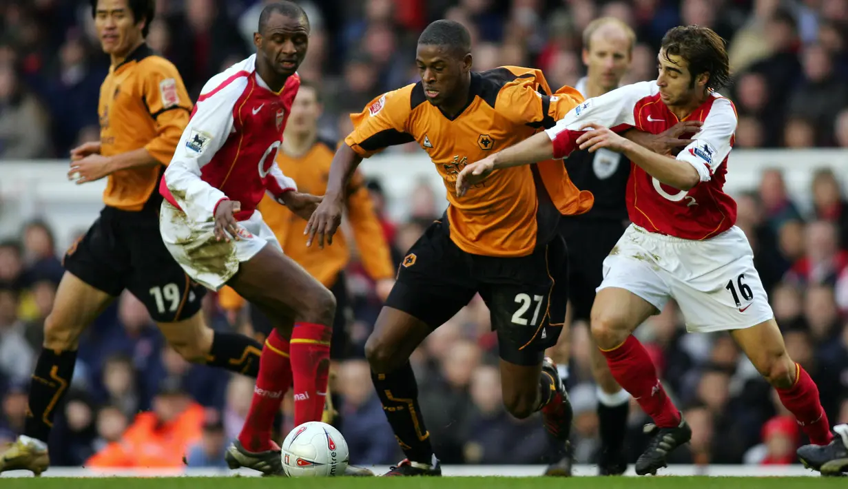 7. Carl Cort (Wimbledon/Newcastle/Wolves) 28 Gol. (AFP/Andrian Dennis)