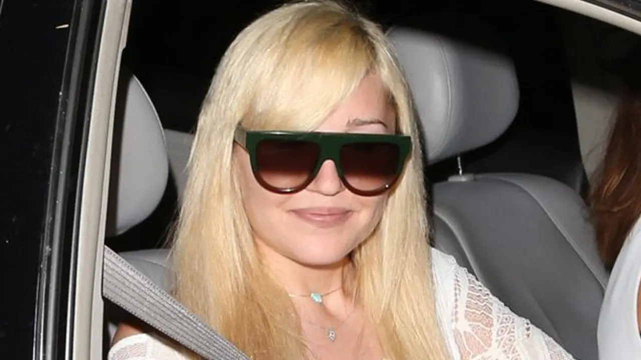 Amanda Bynes (Aceshowbiz.com)