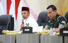 Tegas! Gubernur Riau Terbitkan Larangan Pungutan Pejabat, Bukan Sekadar Aturan Seremonial