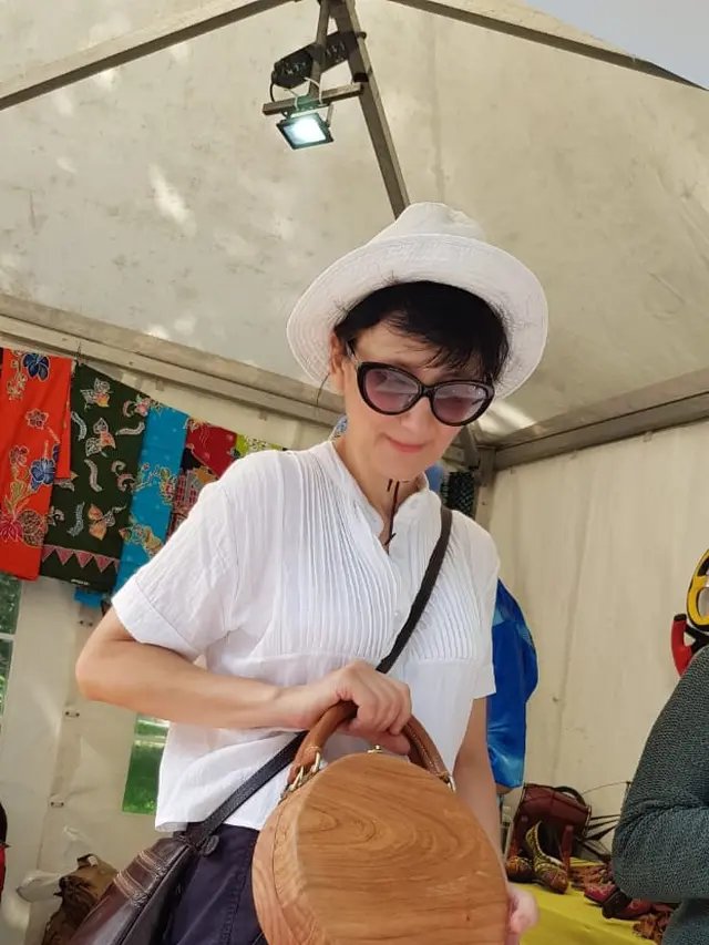 Pameran produk-produk Ruaya