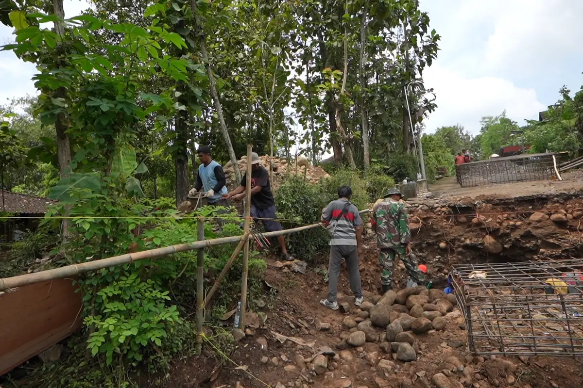 Warga Desa Nglembu Boyolali Segera Punya Jembatan Gantung Permanen