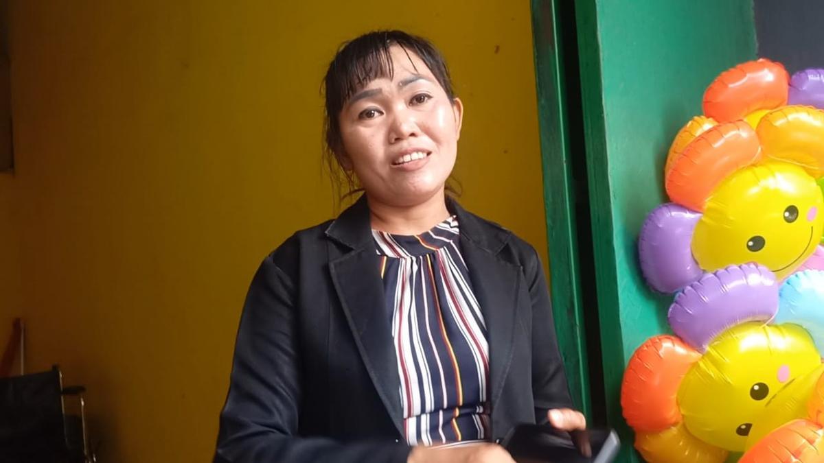 Dewi, Istri ke-10 Pak Tarno Rela Berbagi Dengan Istri yang Lain Asal Tidak Dibohongi