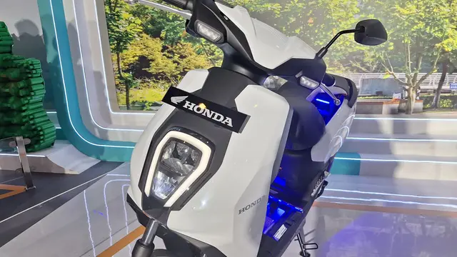 Desain lampu dari Honda ICON e: (Arief A/Liputan6.com)