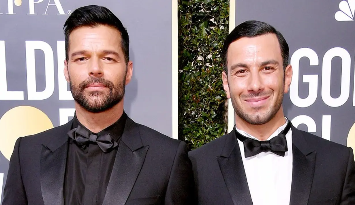 Ricky Martin adalah orang yang melamar Jwan Yosef. Dirinya mengaku gugup saat melakukan lamaran. (US Weekly)