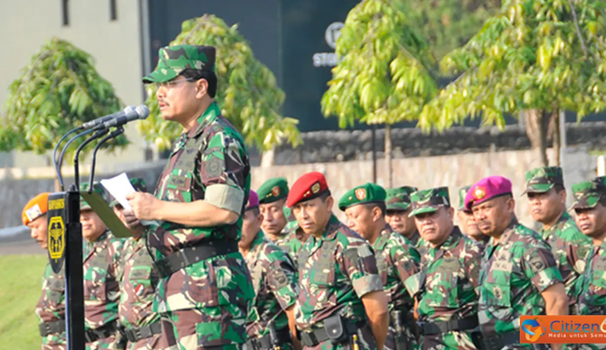 Citizen6, JakartaTimur: Dalam amanatnya, Panglima TNI menyampaikan bahwa latihan penanggulangan teror merupakan salah satu upaya untuk menyiapkan satuan Gultor TNI dalam menghadapi terjadinya aksi terorisme di tanah air. (Pengirim: Badarudin Bakri).
