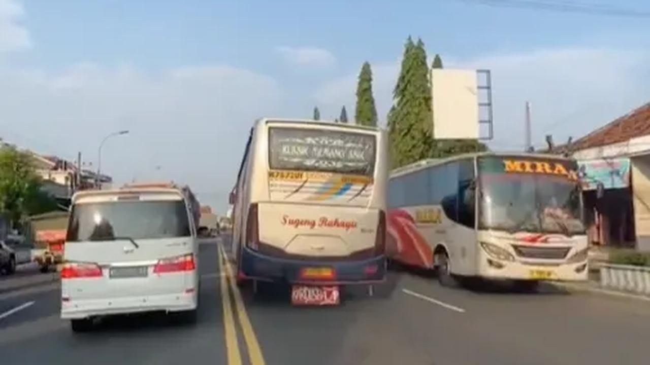Penumpang Atheis pun Ingat Tuhan